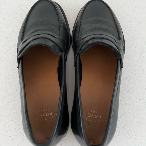 Frye Gutsy Penny 80048 Mens Black Leather Slip On Loafers Shoes - Picture 3 of 4